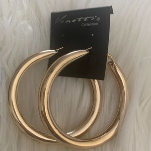 Gold tone shiny plain chunky tube hoop earrings